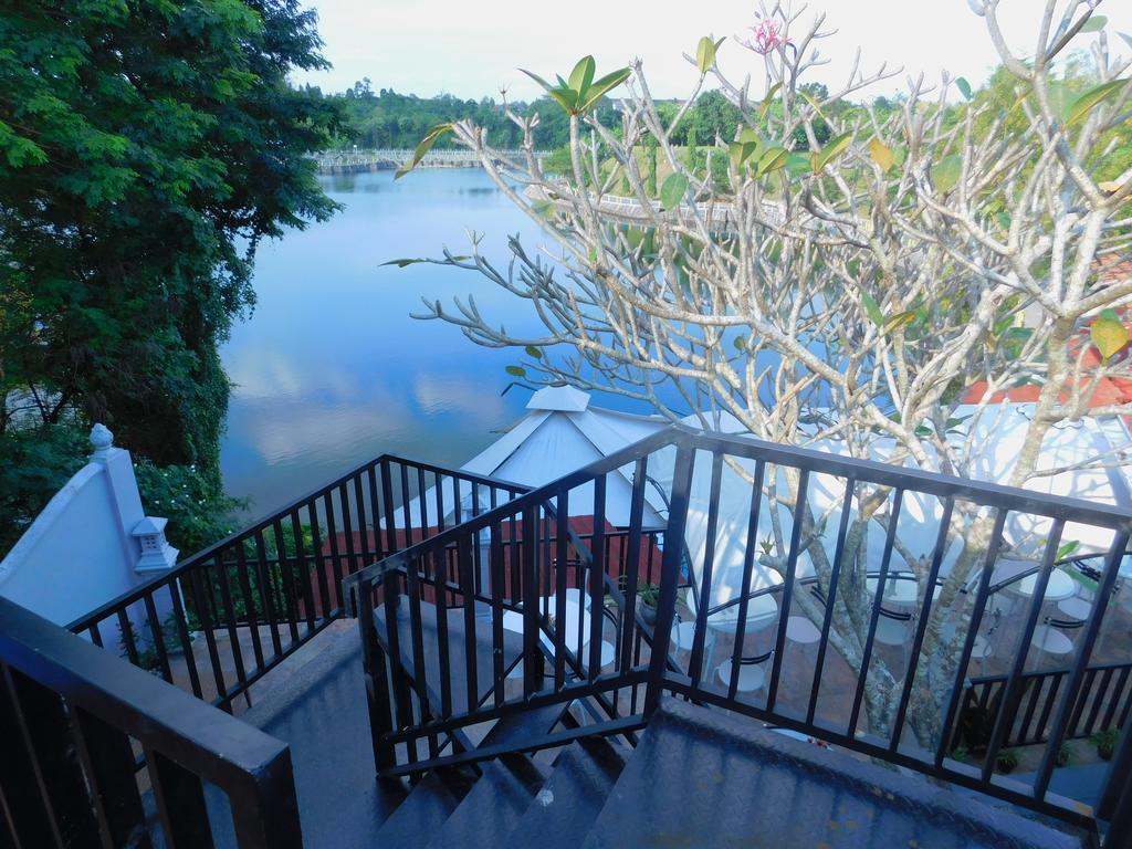 Seven Trumpets Guesthouse Maguwo Ngoại thất bức ảnh